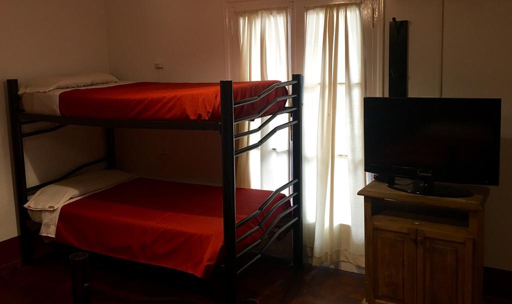 Hostel Lagares Mendoza Dış mekan fotoğraf